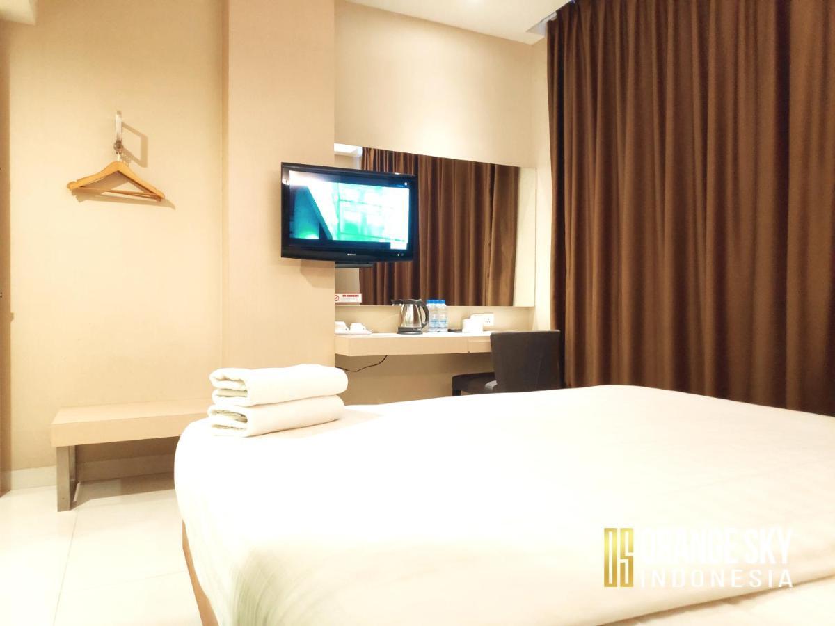 Os Hotel Airport Batam Ngoại thất bức ảnh